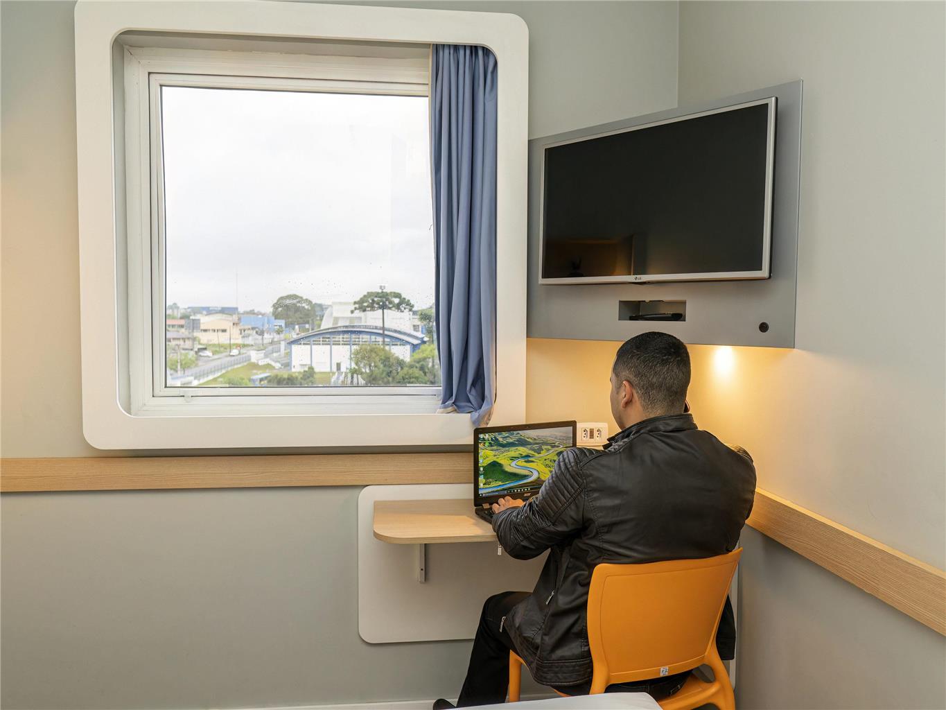 Ibis Budget Curitiba Aeroporto