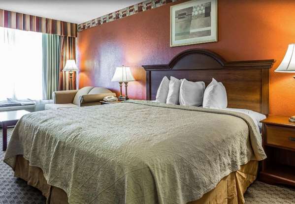  - Baymont Inn & Suites Walterboro - I-95, Exit 53
