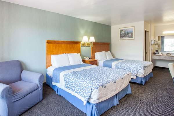  - Days Inn West Anaheim