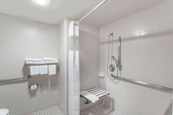  - Days Inn West Anaheim