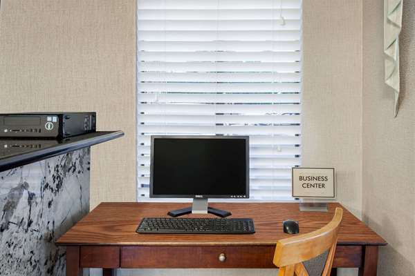 Conference Area - Days Inn West Anaheim