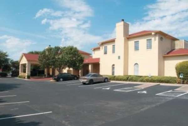 Exterior view - Days Inn Georgetown