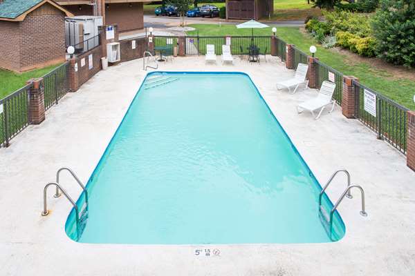 Pool - Days Inn Wilkesboro