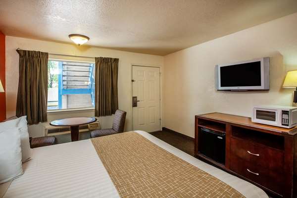  - Travelodge Hobby Airport Houston - I-45, Exit 36