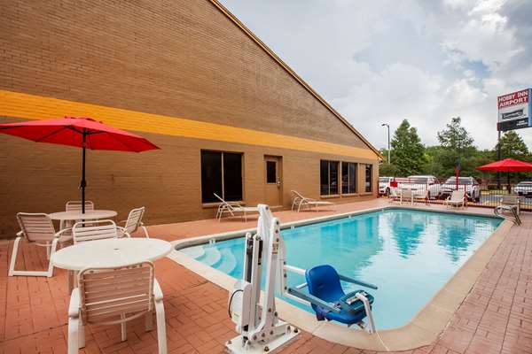 Pool - Travelodge Hobby Airport Houston - I-45, Exit 36