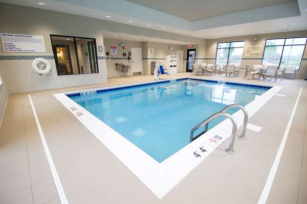 Pool - Hampton Inn Decatur