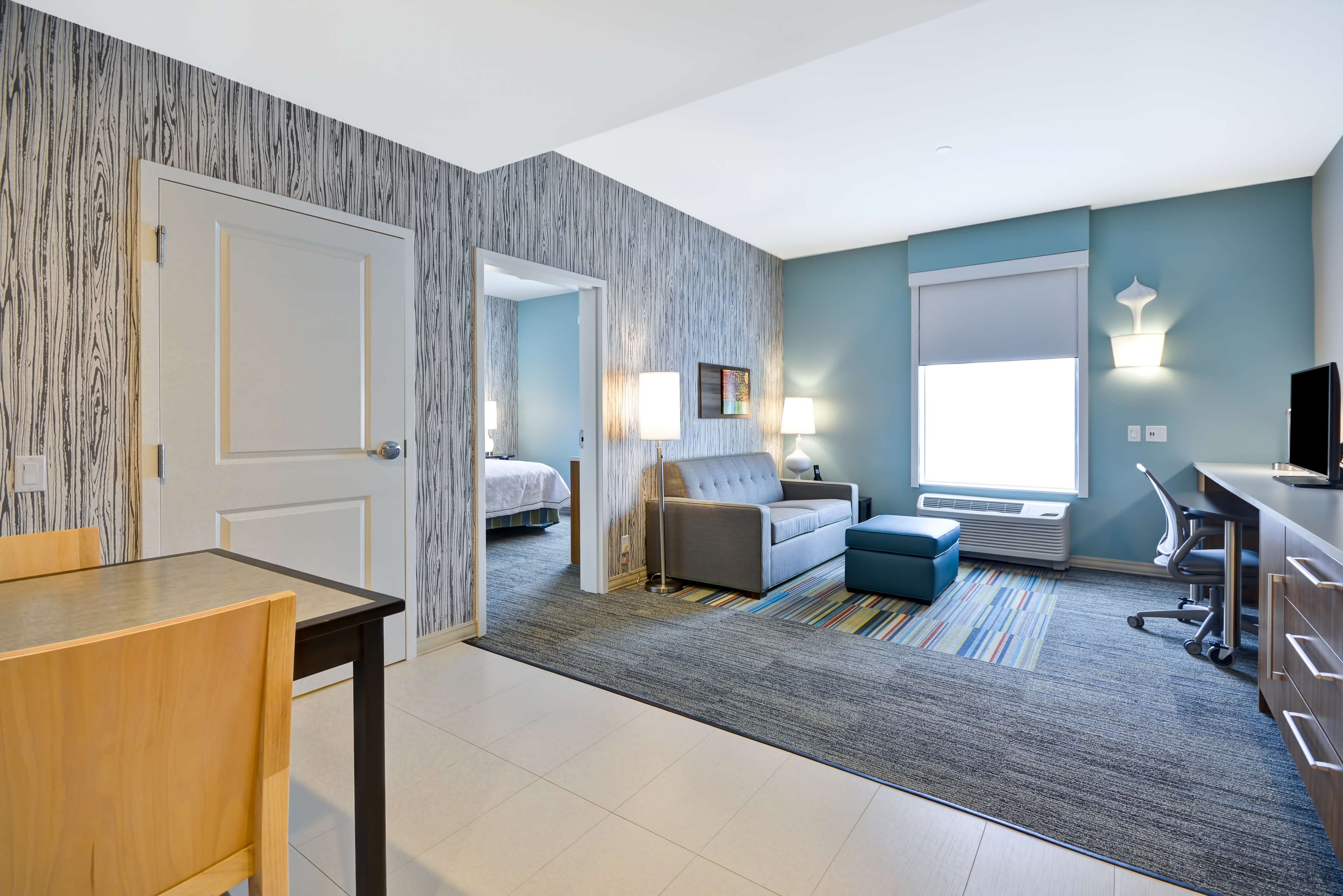 Home2 Suites by Hilton Evansville Room Type - 1 QUEEN 1BDRM SUITE NOSMOK