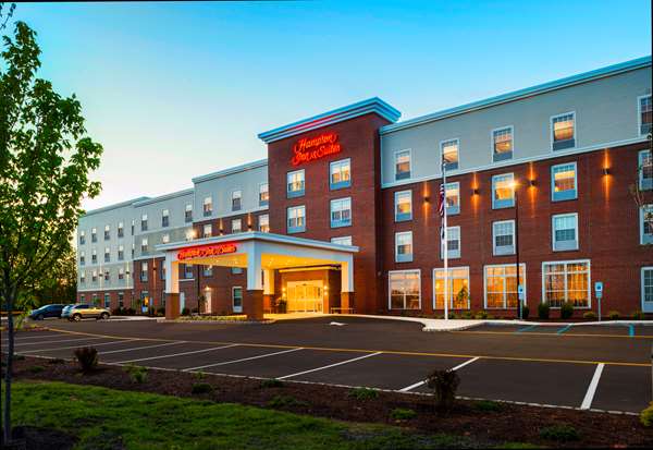 Exterior view - Hampton Inn & Suites Bridgewater