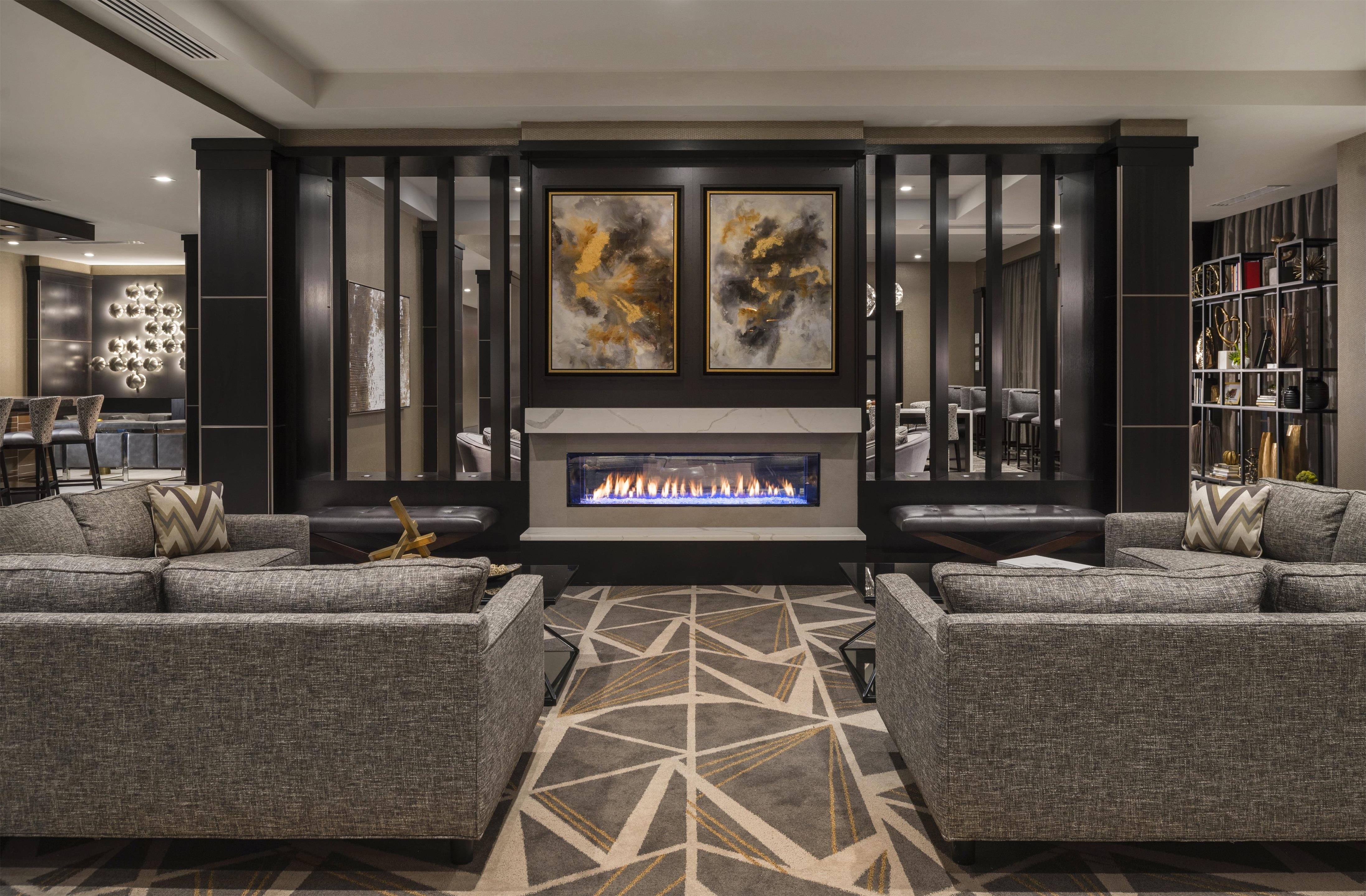 Lobby | Hampton Inn & Suites Bridgewater