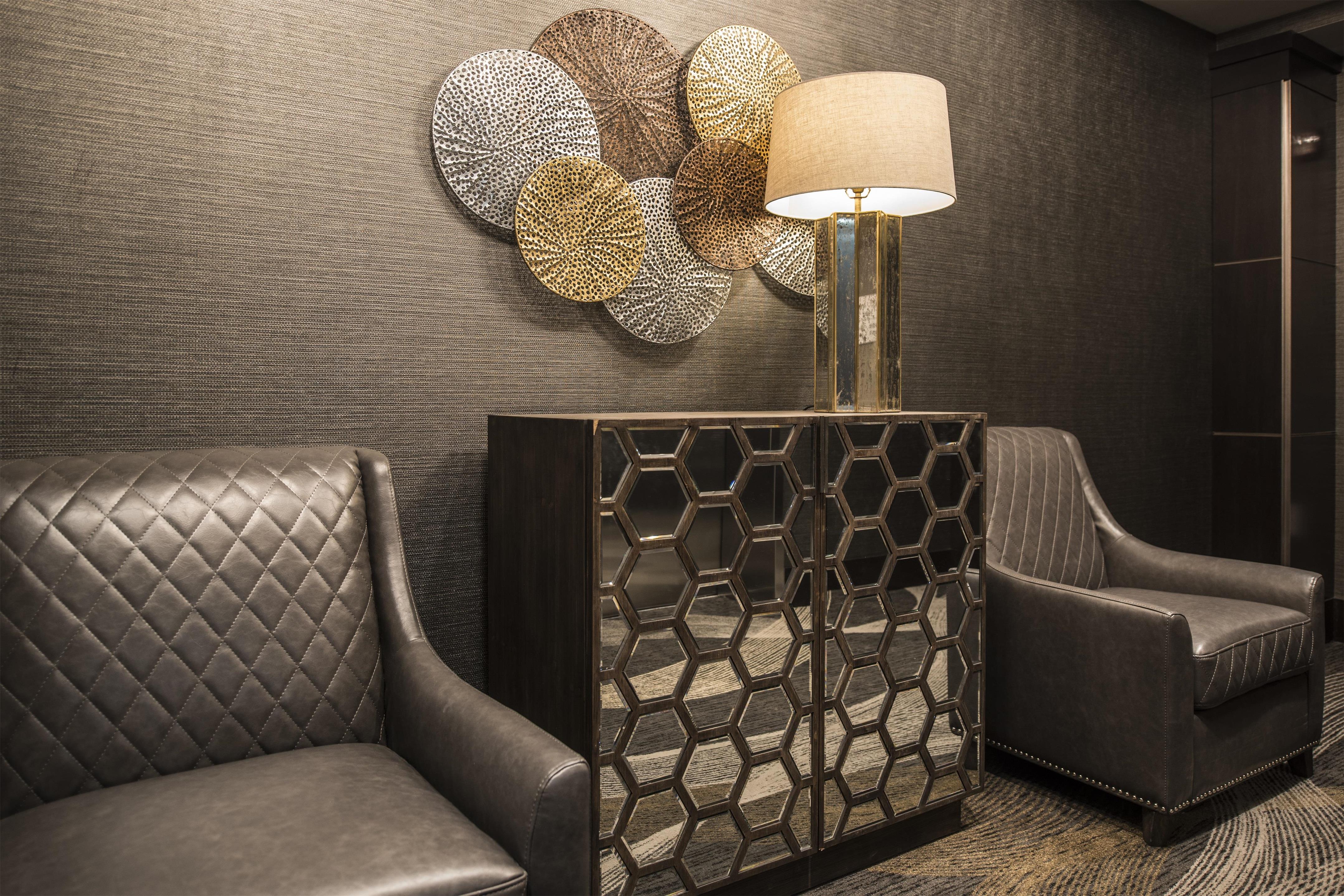 Lobby | Hampton Inn & Suites Bridgewater