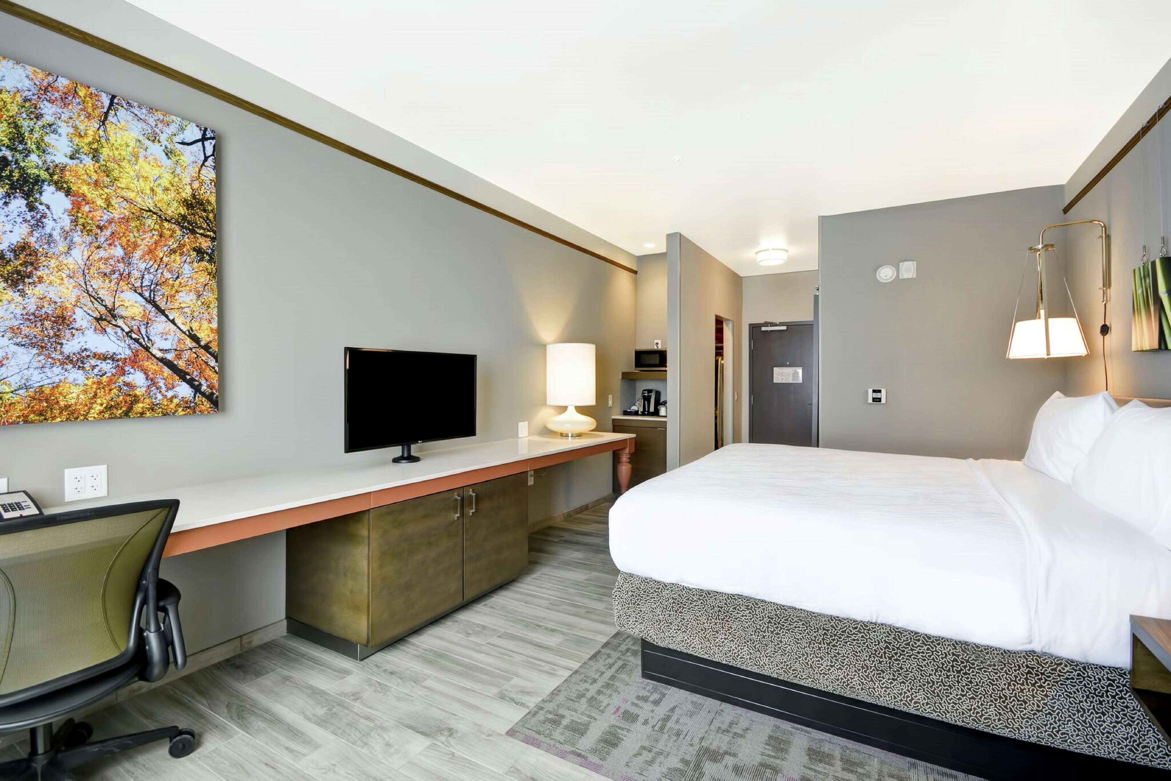 Hilton Garden Inn by Hilton Phoenix/Tempe ASU Area Room Type - 1 KING HEARING ACCESSIBLE