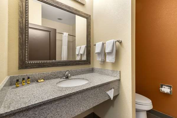 Suite - Best Western Plus Longhorn Inn & Suites Luling - I-10, Exit 632