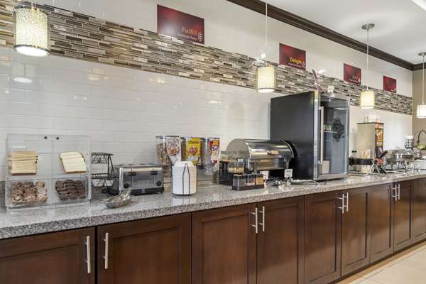 Amenities - Best Western Plus Longhorn Inn & Suites Luling - I-10, Exit 632