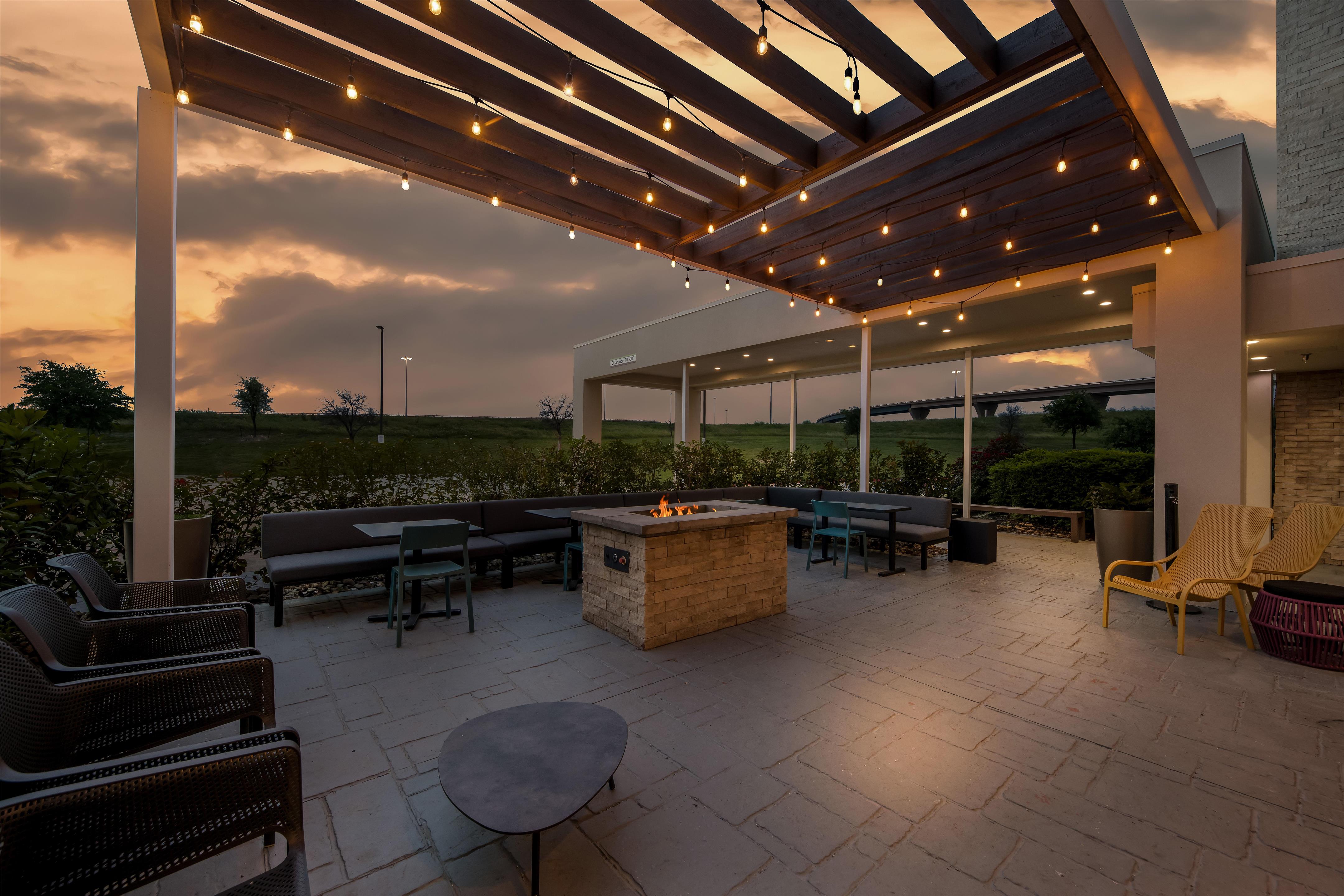 Exterior | Home2 Suites by Hilton Fort Worth Southwest Cityview
