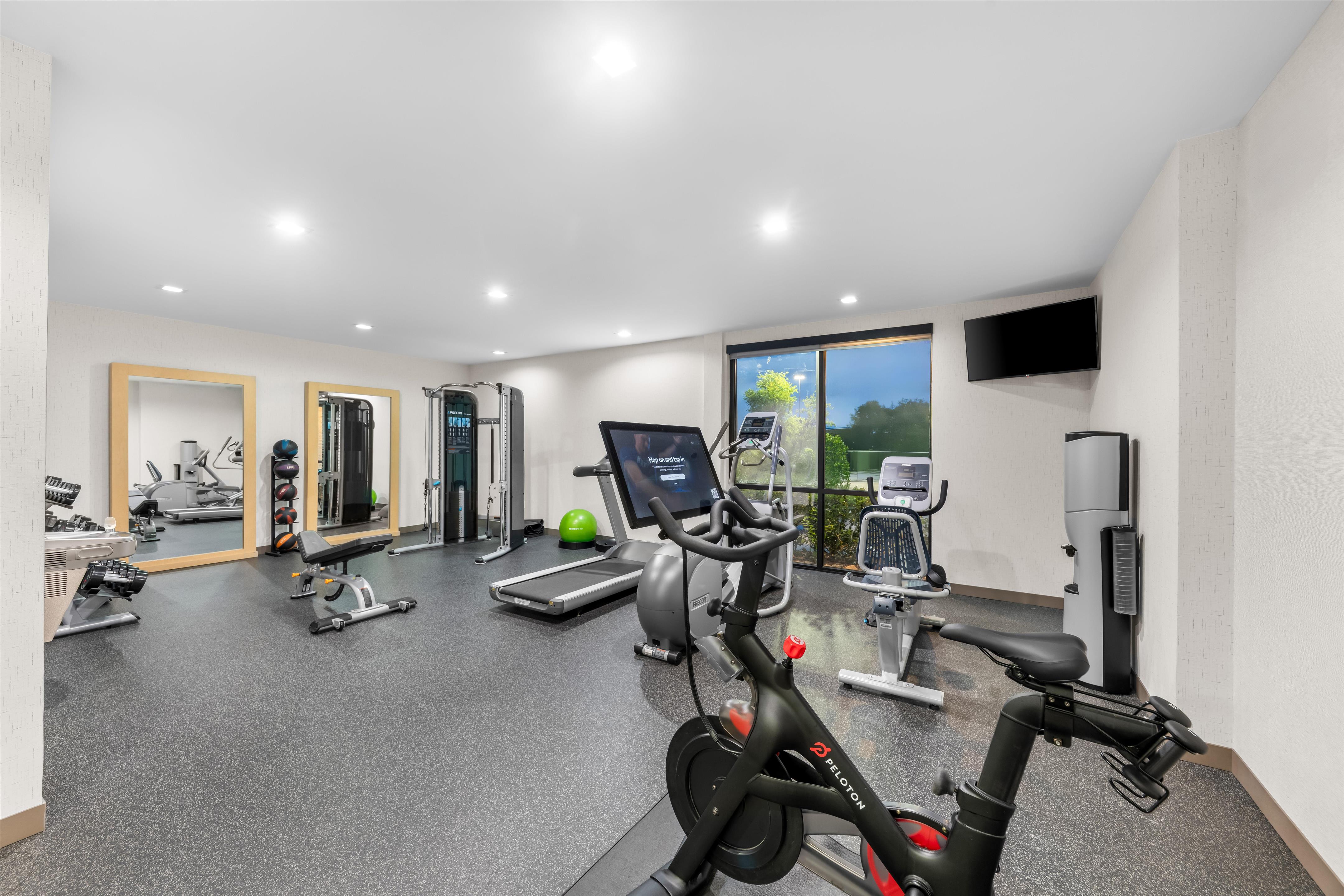 Health club fitness center gym | Home2 Suites by Hilton Fort Worth Southwest Cityview