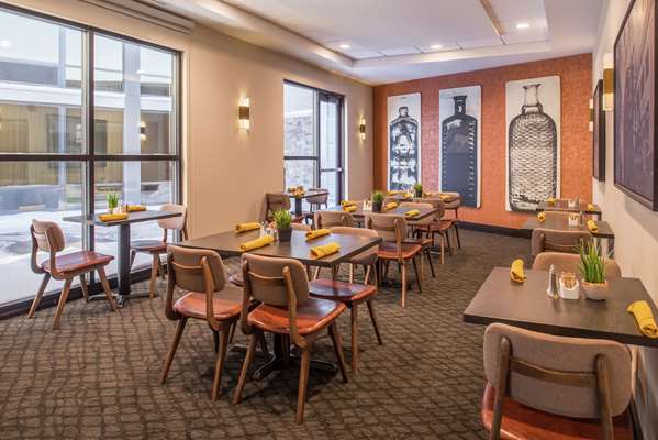 Restaurant - DoubleTree by Hilton East Lafayette - I-65, Exit 172