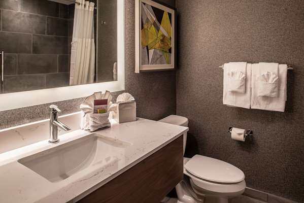  - DoubleTree by Hilton East Lafayette - I-65, Exit 172