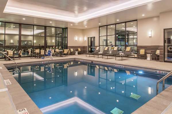 Pool - DoubleTree by Hilton East Lafayette - I-65, Exit 172