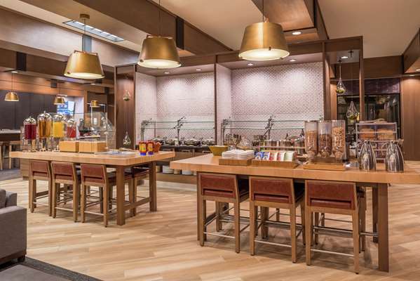 Restaurant - DoubleTree by Hilton East Lafayette - I-65, Exit 172