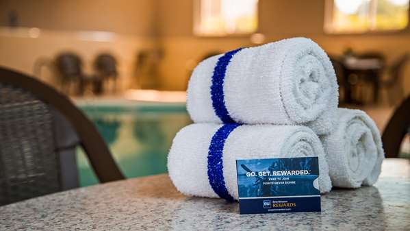 Pool - Best Western Plus North Joliet Hotel - I-55, Exit 257
