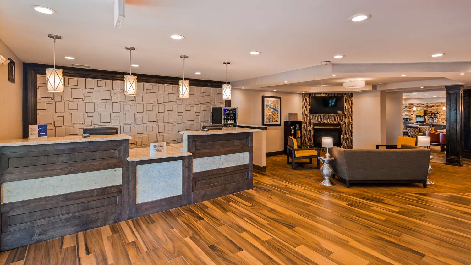 Best Western Plus North Joliet Hotel I55, Exit 257, IL See Discounts