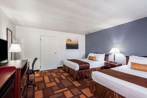  - Days Inn & Suites Lodi