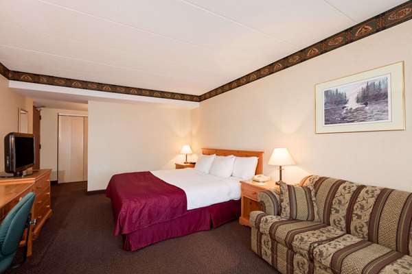  - Ramada Hotel Pinewood Park Resort North Bay