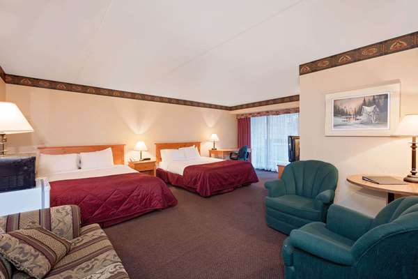  - Ramada Hotel Pinewood Park Resort North Bay