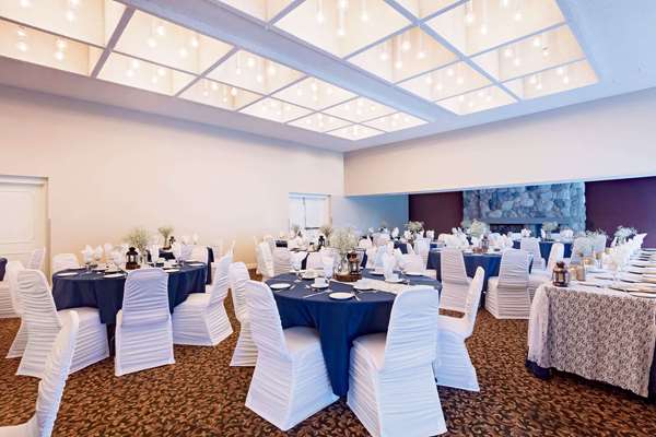  - Ramada Hotel Pinewood Park Resort North Bay