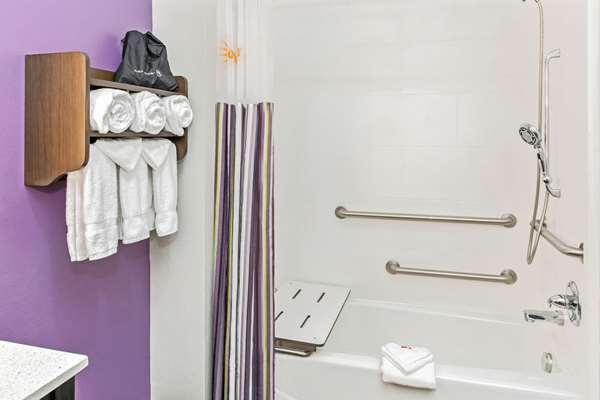  - La Quinta Inn & Suites Lubbock - I-27, Exit 1