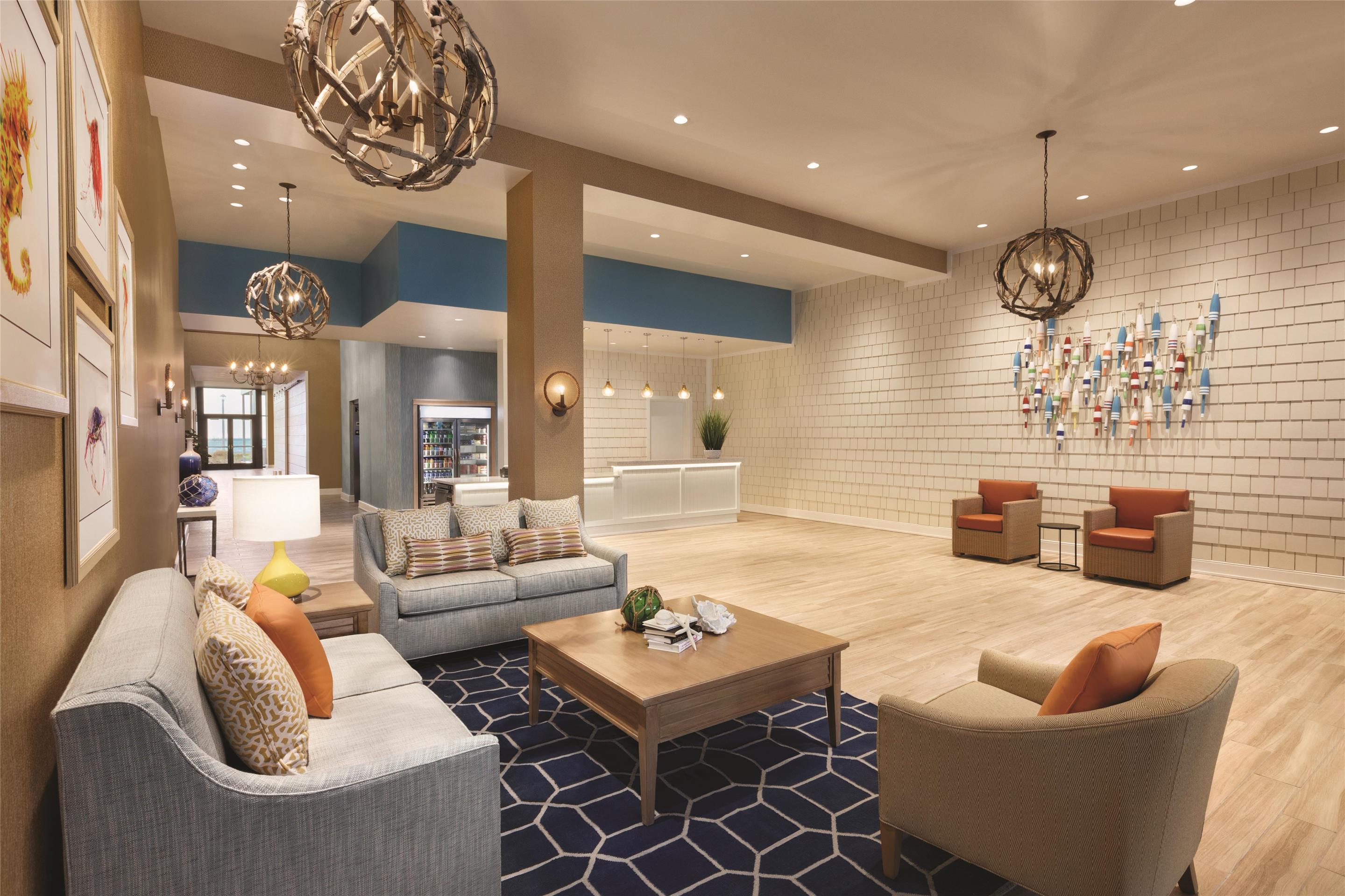 Lobby | Hyatt House Virginia Beach / Oceanfront