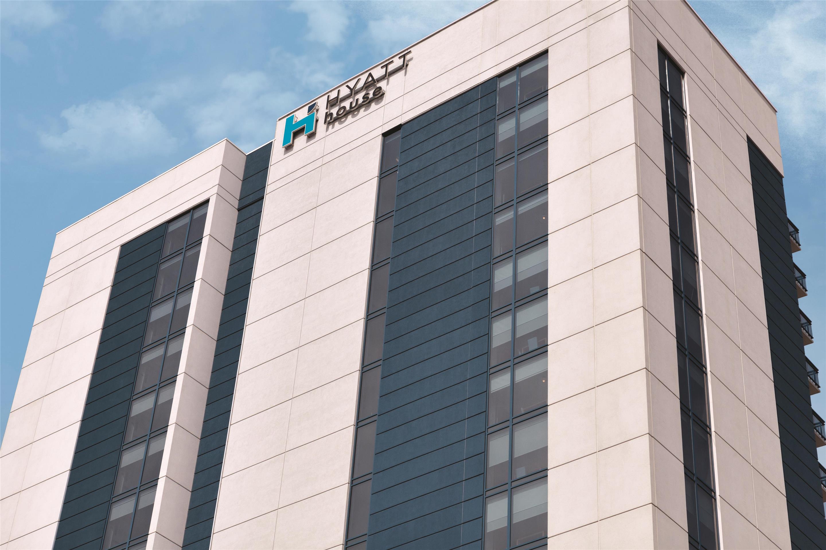 Exterior | Hyatt House Virginia Beach / Oceanfront