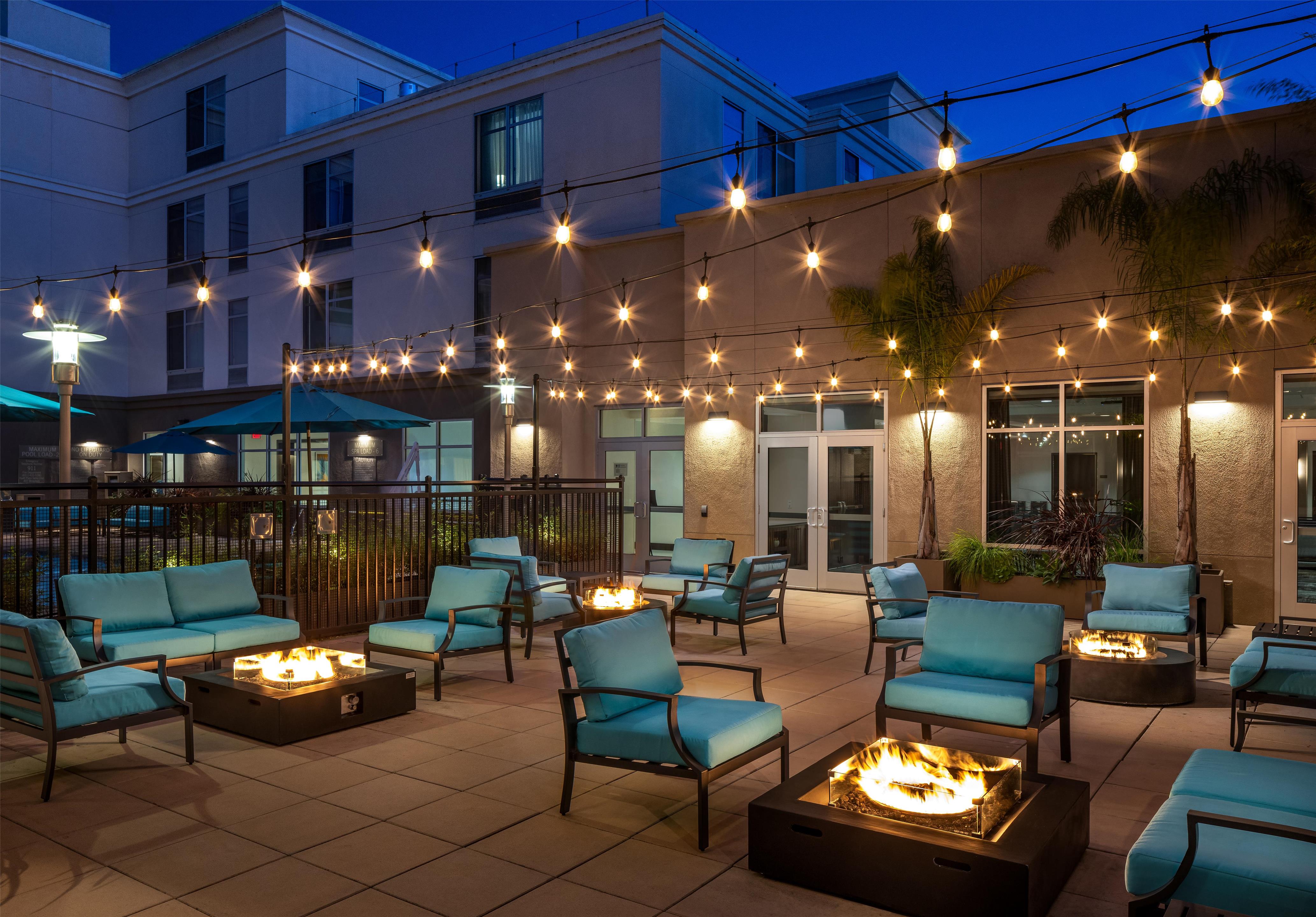 Patio Terrace | Hyatt Place Santa Cruz