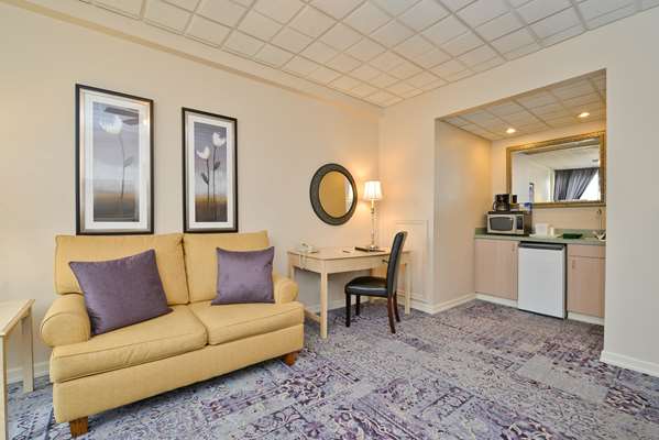 Suite - SureStay Collection by Best Western Genetti Hotel Williamsport