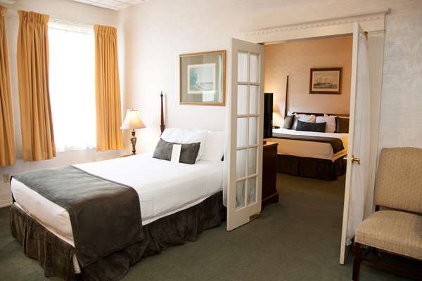 Suite - SureStay Collection by Best Western Genetti Hotel Williamsport