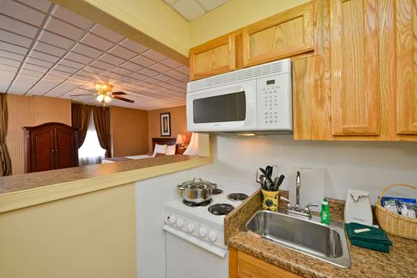 Suite - SureStay Collection by Best Western Genetti Hotel Williamsport