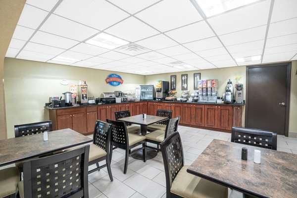  - Baymont Inn & Suites Knoxville - I-75, Exit 110