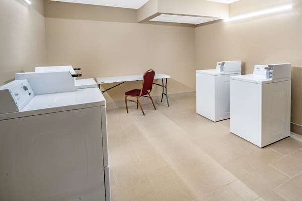 Amenities - Baymont Inn & Suites Knoxville - I-75, Exit 110