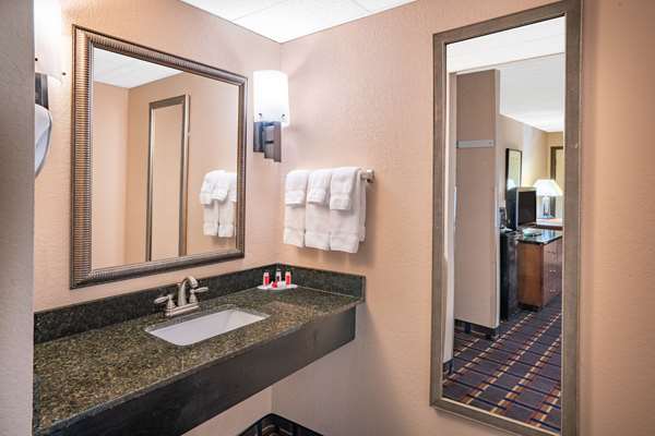  - Baymont Inn & Suites Knoxville - I-75, Exit 110