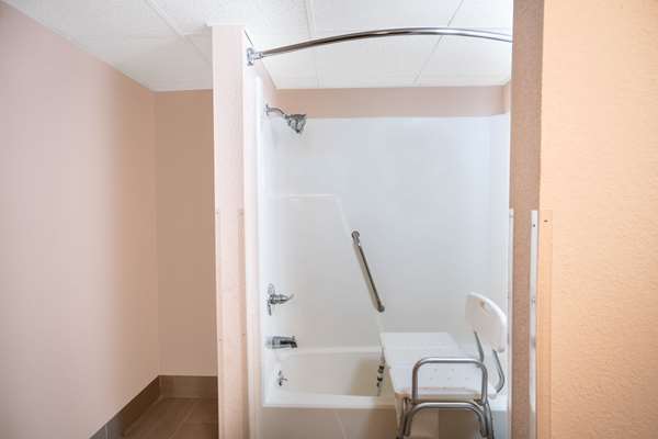  - Baymont Inn & Suites Knoxville - I-75, Exit 110