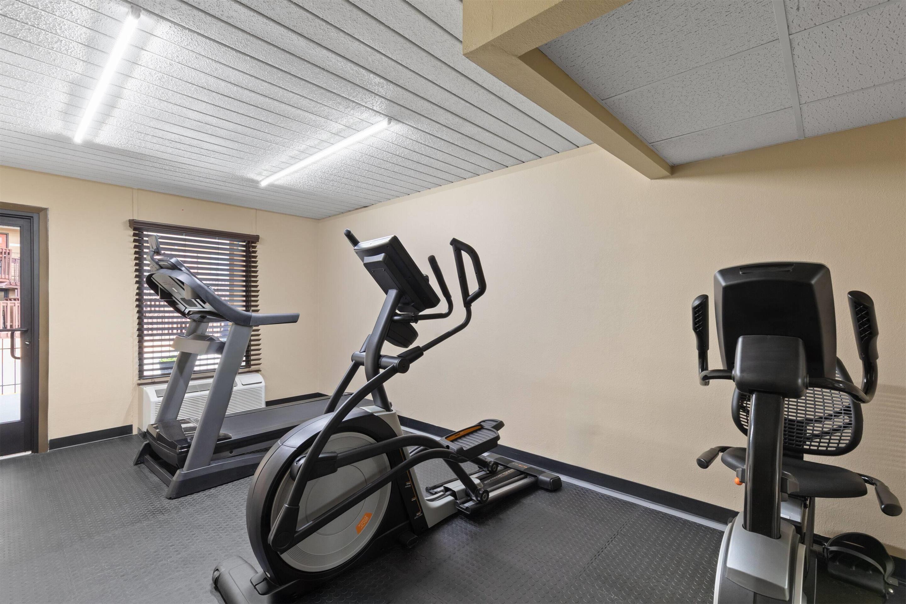 Health club fitness center gym | Baymont by Wyndham Knoxville I-75