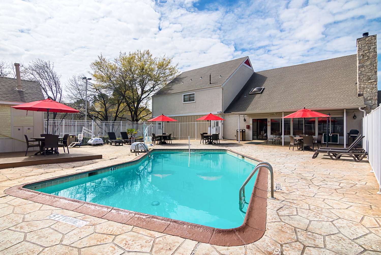 Studio 6 Extended Stay Hotel Tyler, TX See Discounts