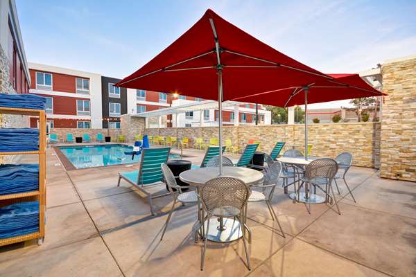 Pool - Home2 Suites by Hilton Livermore