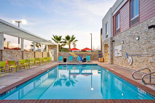 Pool - Home2 Suites by Hilton Livermore