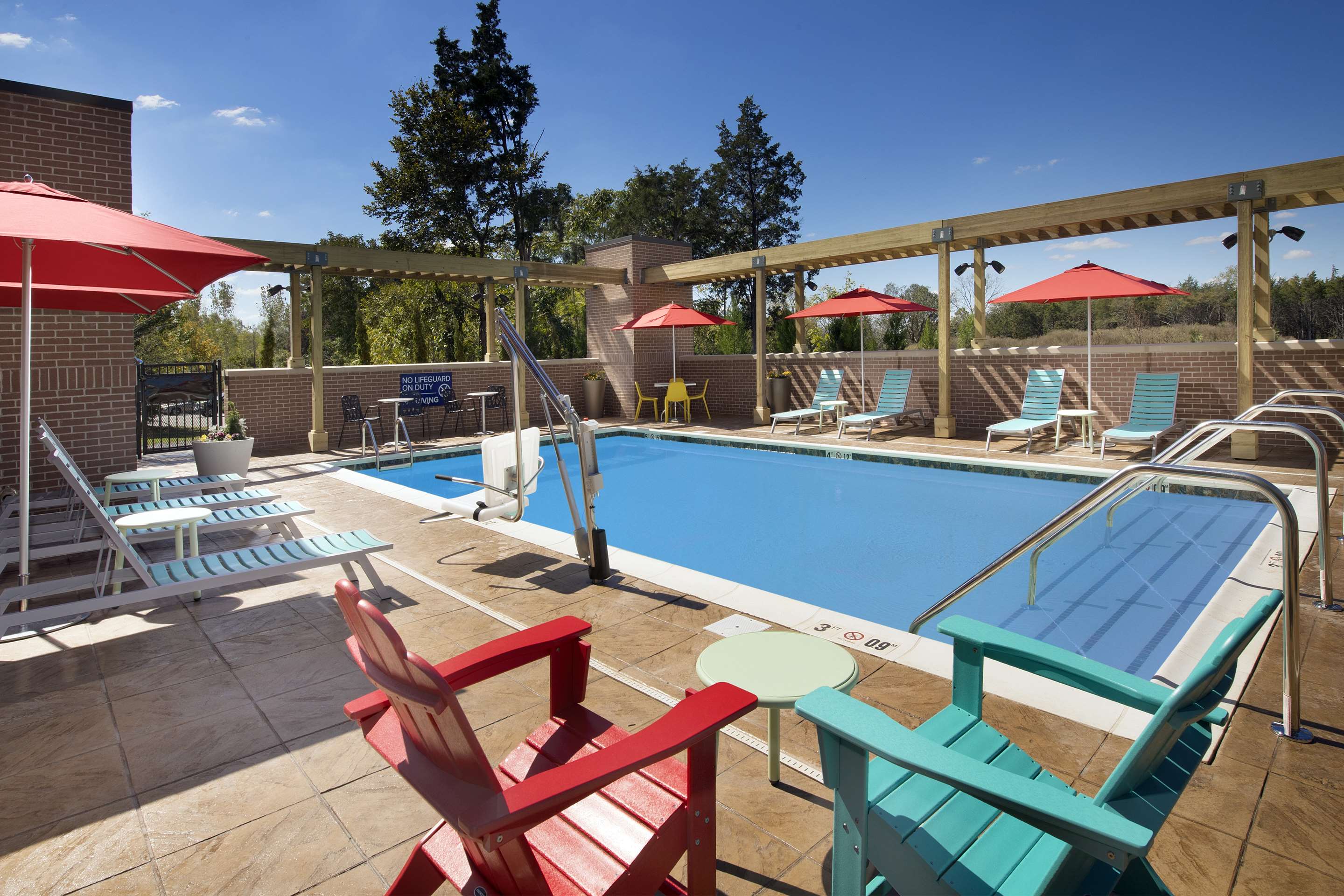 Pool | Home2 Suites by Hilton Murfreesboro