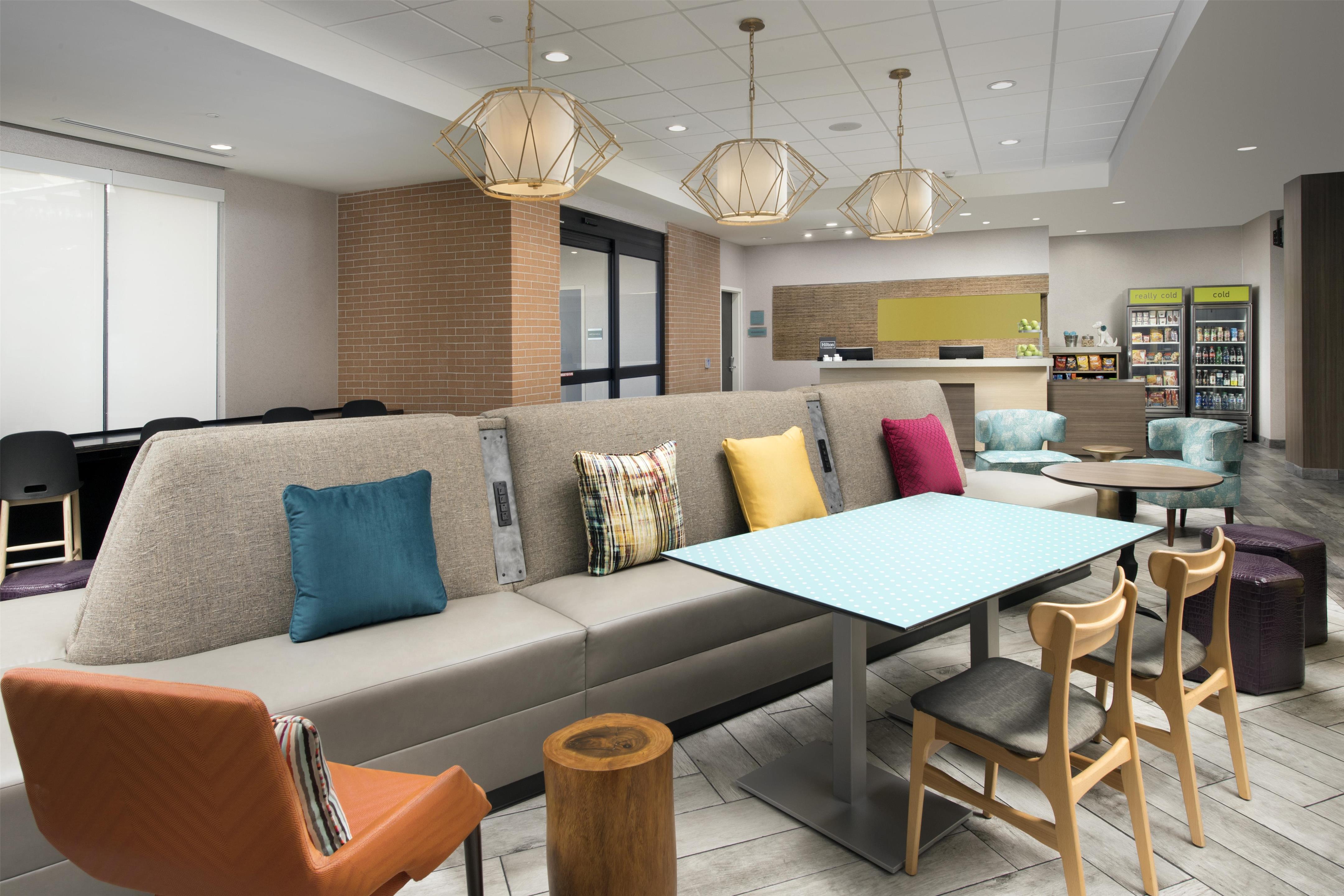 Reception | Home2 Suites by Hilton Murfreesboro