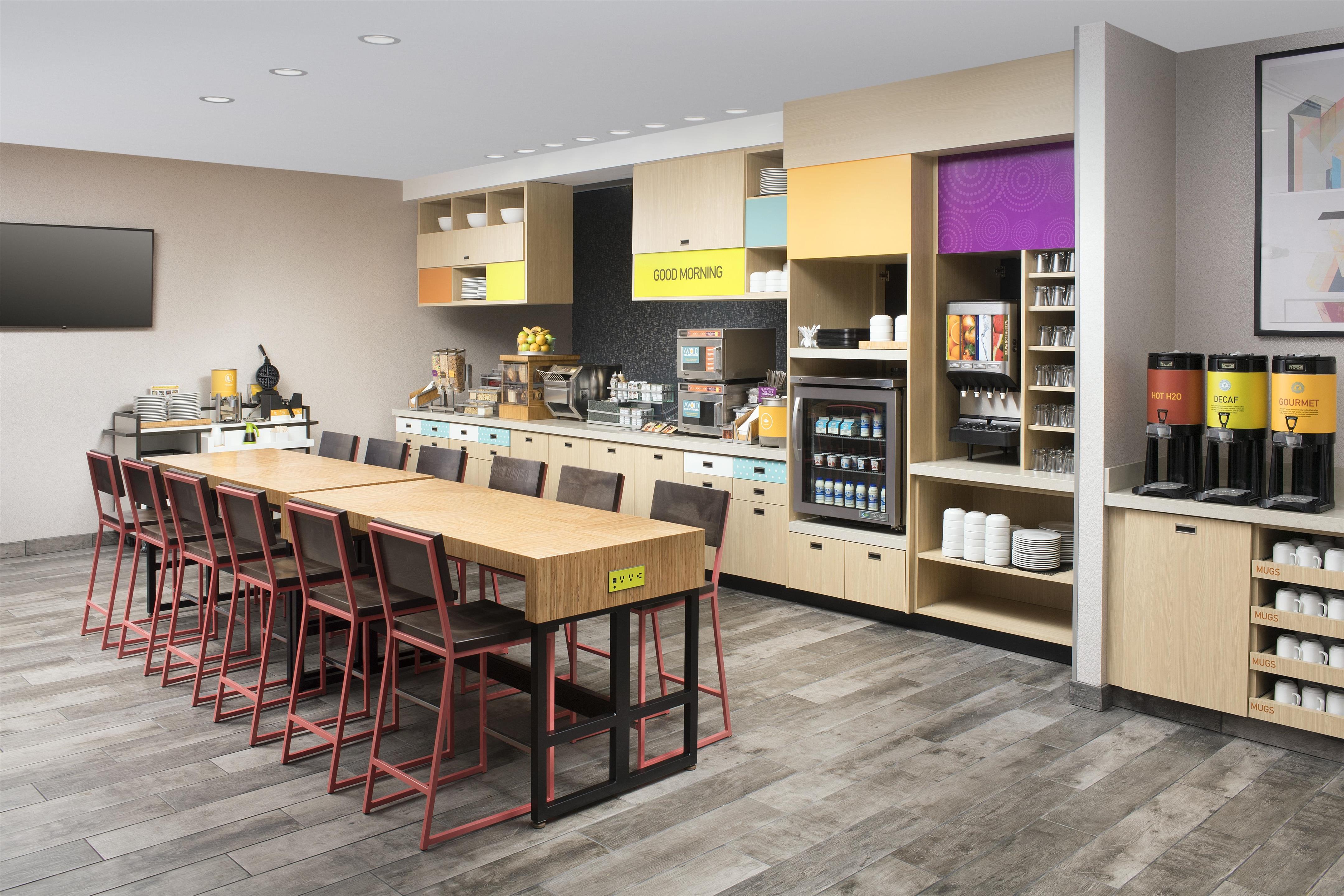 Breakfast Area | Home2 Suites by Hilton Murfreesboro