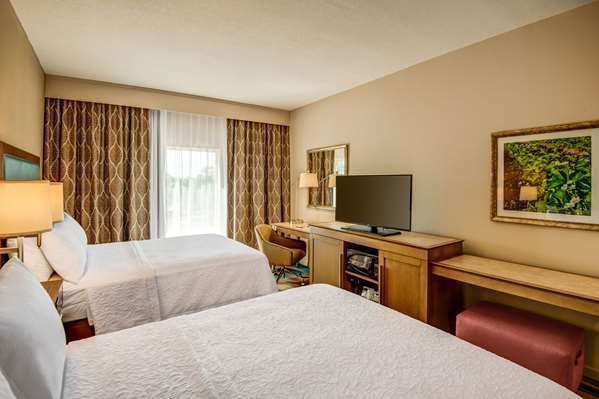  - Hampton Inn Plant City - I-4, Exit 19