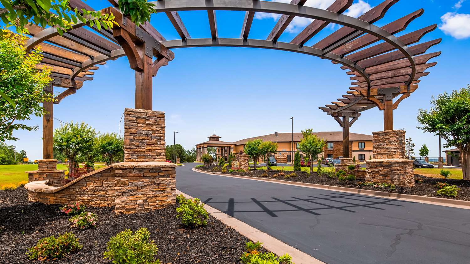 Aiden by Best Western at Warm Springs Hotel, GA See Discounts