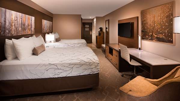  - Aiden by Best Western Warm Springs Hotel & Event Center